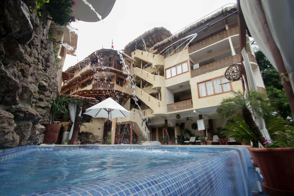 Hotel Villas Las Azucenas Zihuatanejo Esterno foto